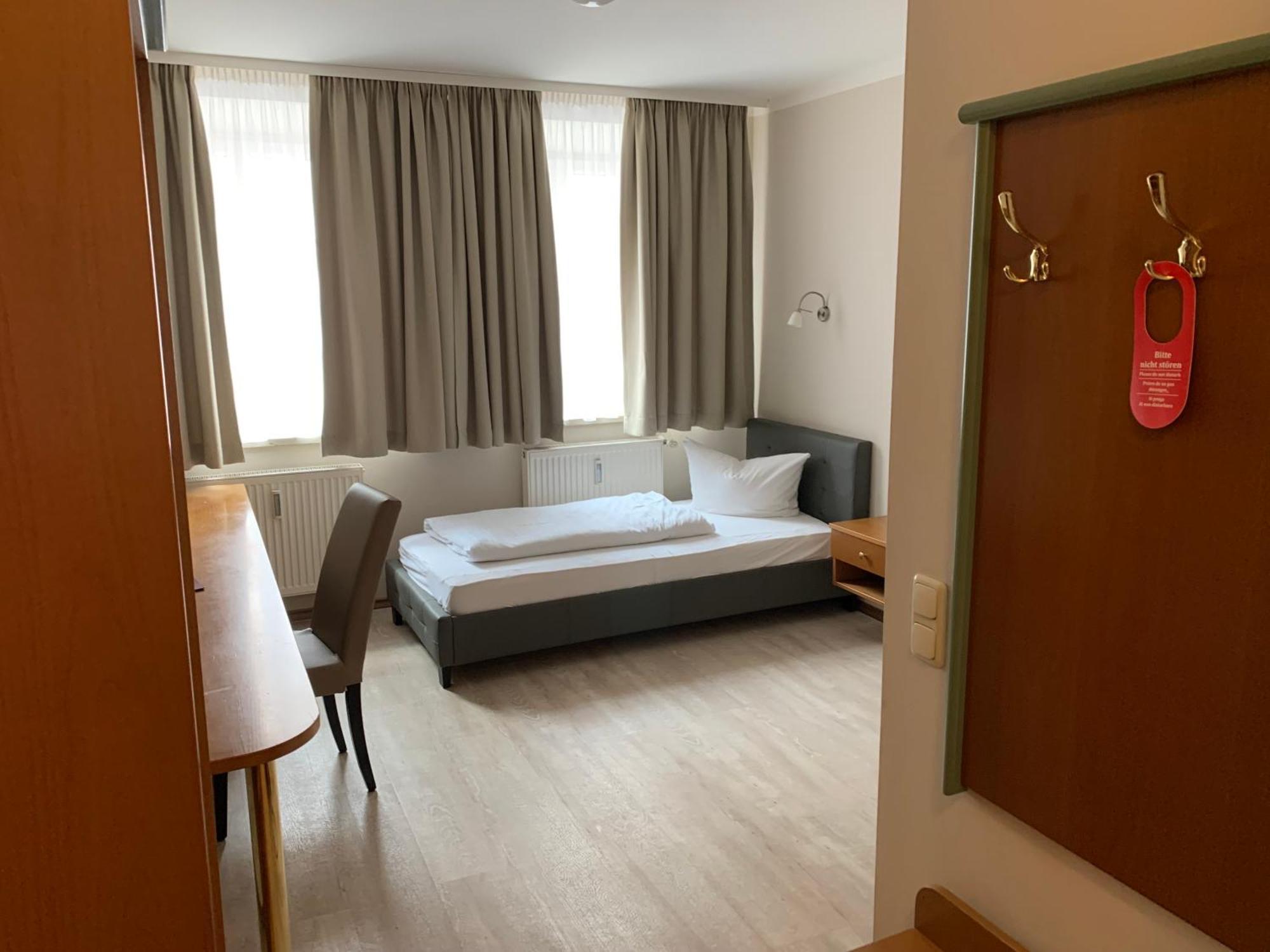 Boardinghouse Pfarrkirchen Hotel ภายนอก รูปภาพ