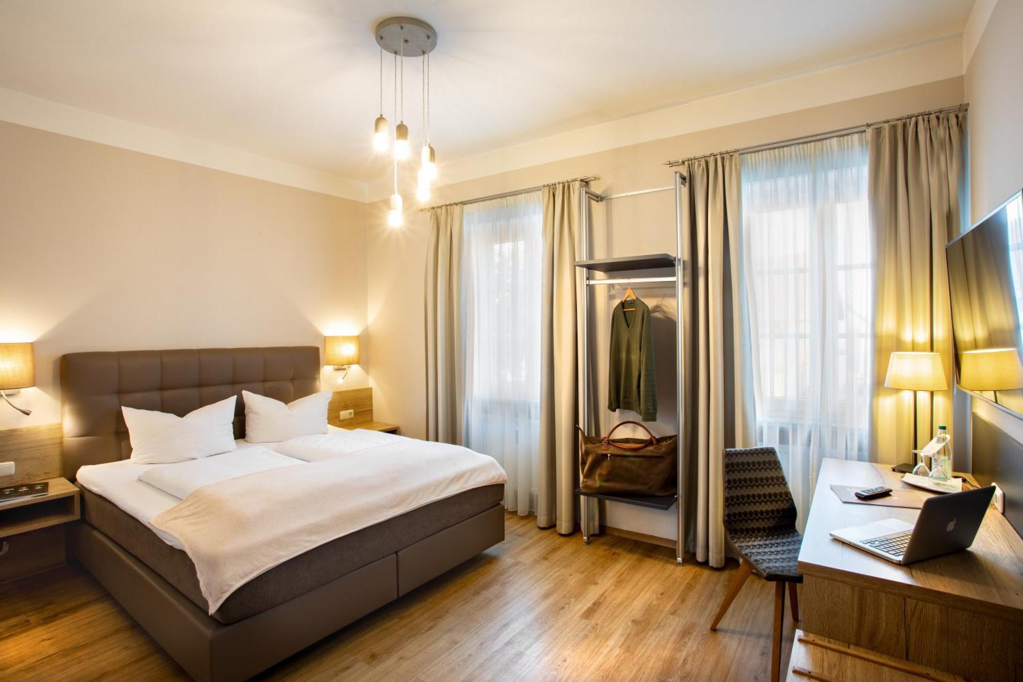 Boardinghouse Pfarrkirchen Hotel ภายนอก รูปภาพ