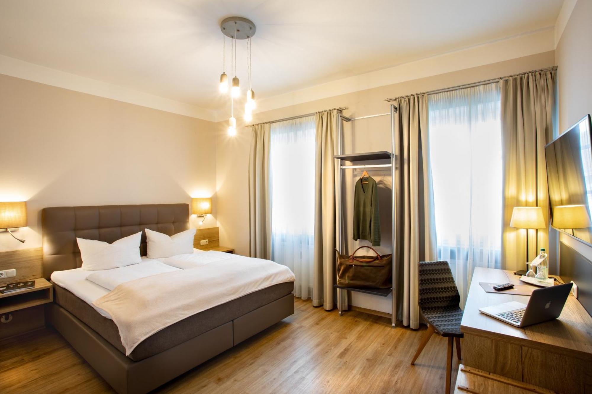 Boardinghouse Pfarrkirchen Hotel ภายนอก รูปภาพ