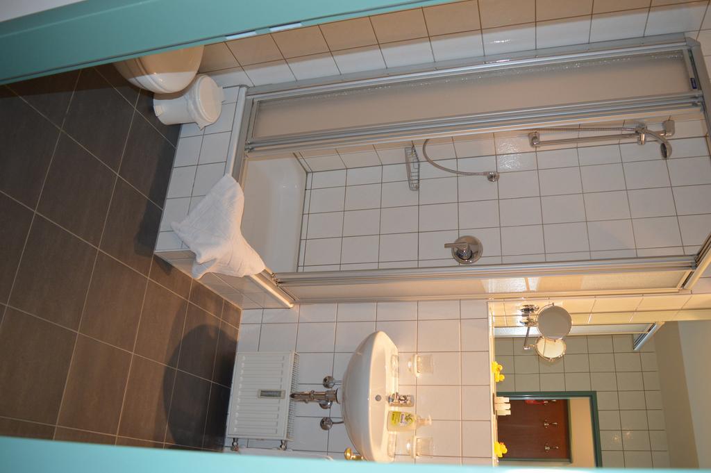 Boardinghouse Pfarrkirchen Hotel ภายนอก รูปภาพ