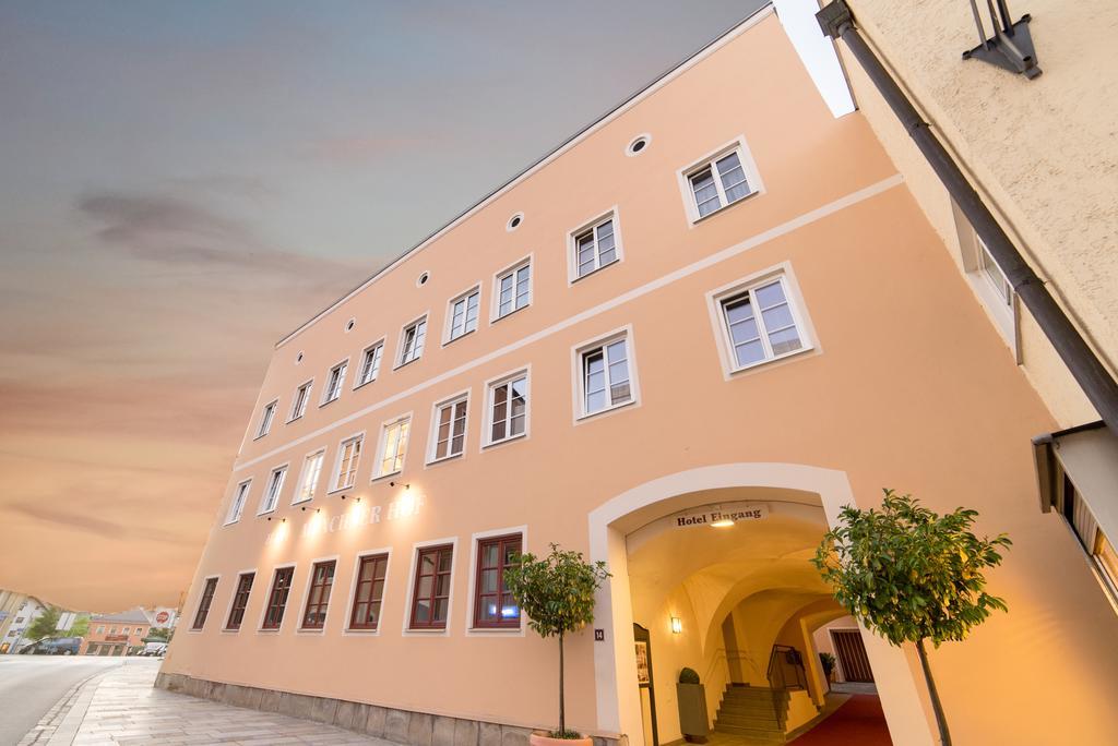 Boardinghouse Pfarrkirchen Hotel ภายนอก รูปภาพ